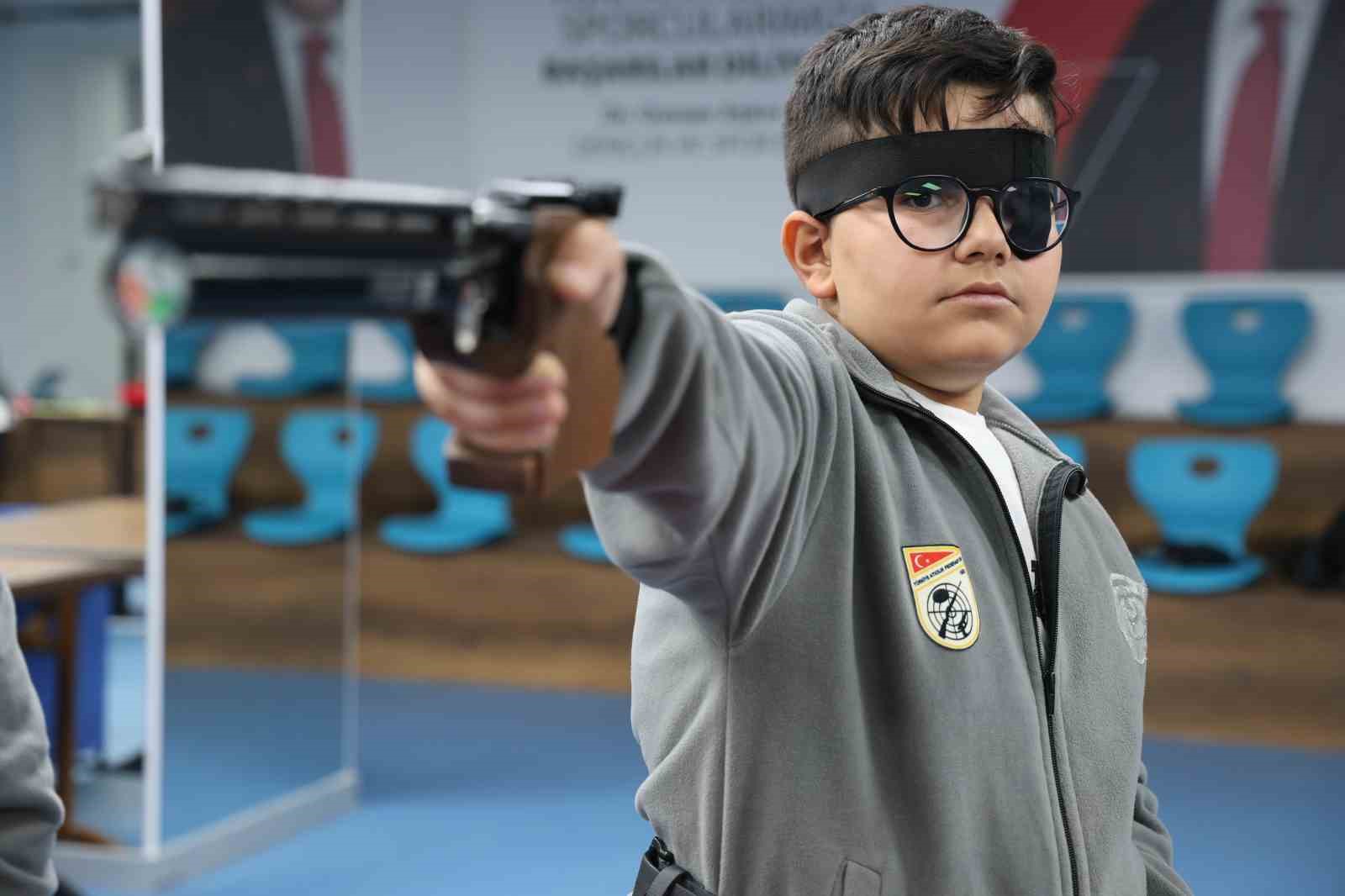 Elazığlı sporcu Muhammed Eymen Arık’ın hedefi milli takım
?v=1