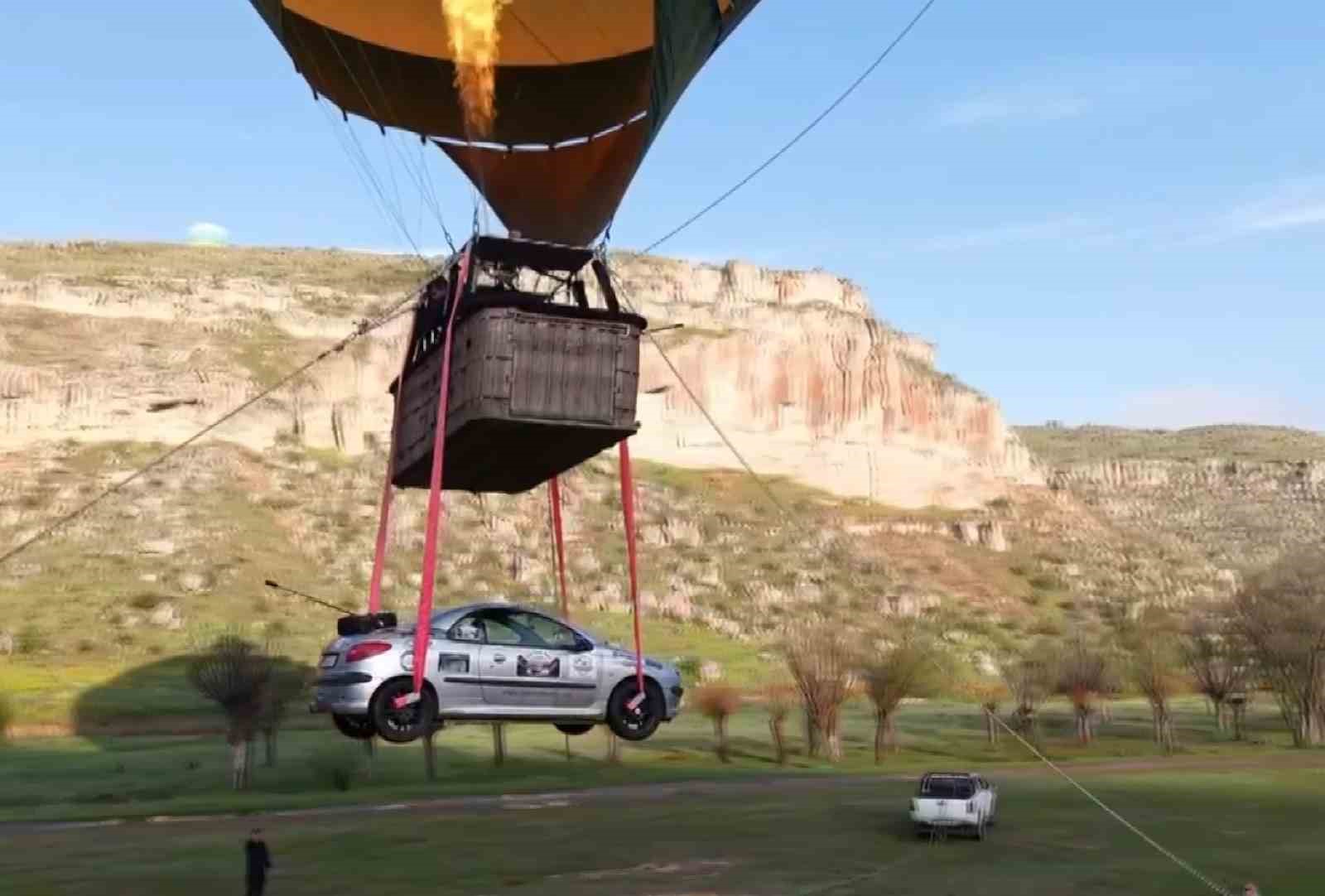Aksaray’da balonla otomobil uçurdular
?v=1