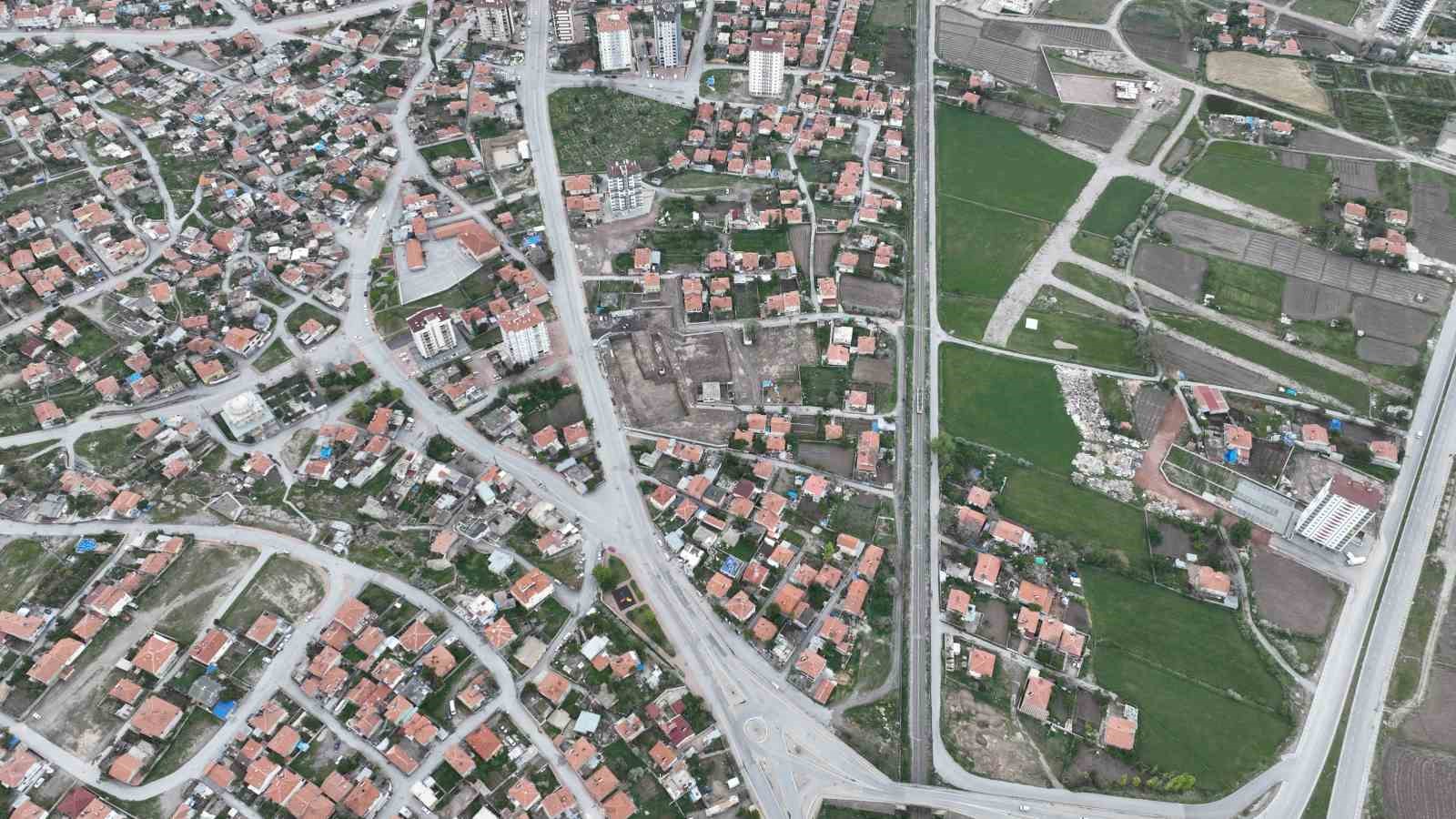 Başkan Büyükkılıç’tan Argıncık’ta modern yaşam alanları için ilk adım
?v=1