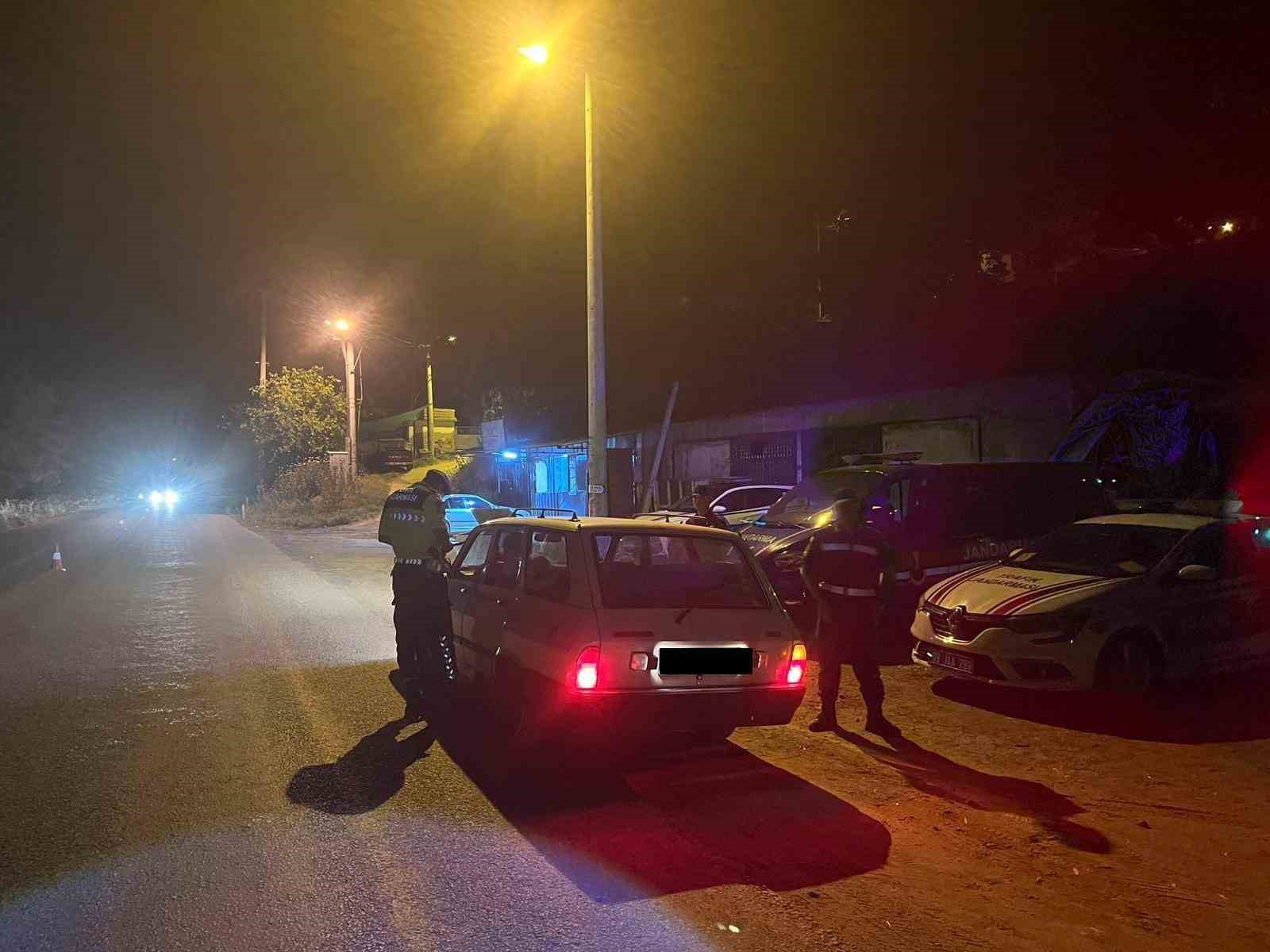 Köşk’te şok trafik uygulaması: 22 sürücüye 45 bin lira ceza
?v=1