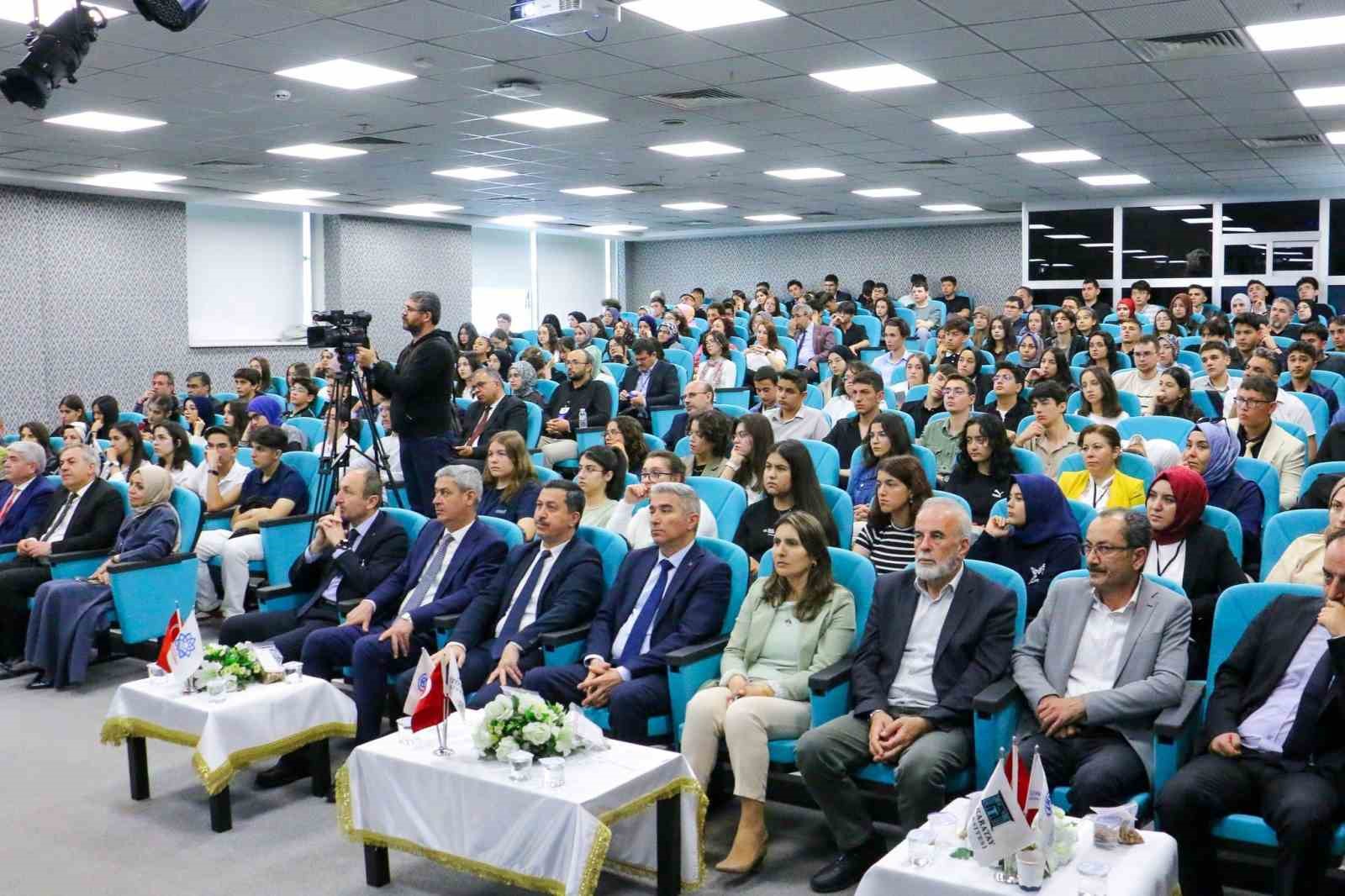 KTO Karatay’da liselerde bilim uygulamaları forumu gerçekleşti
?v=1
