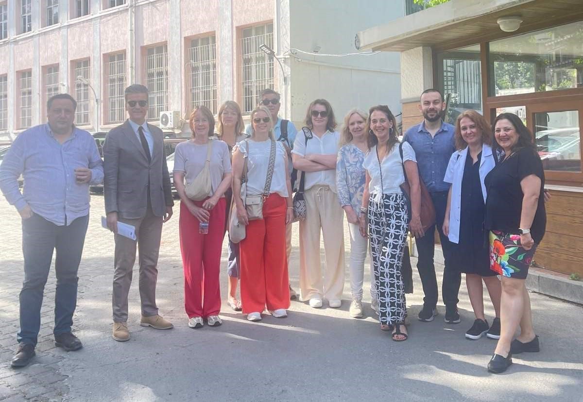 Hollandalı öğretmenler İzmir’de mesleki eğitim kurumlarını gezdi
?v=1