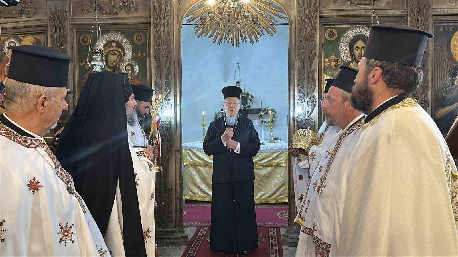 Fener Rum Patriği Bartholomeos, Gökçeada’da ayine katıldı
?v=1