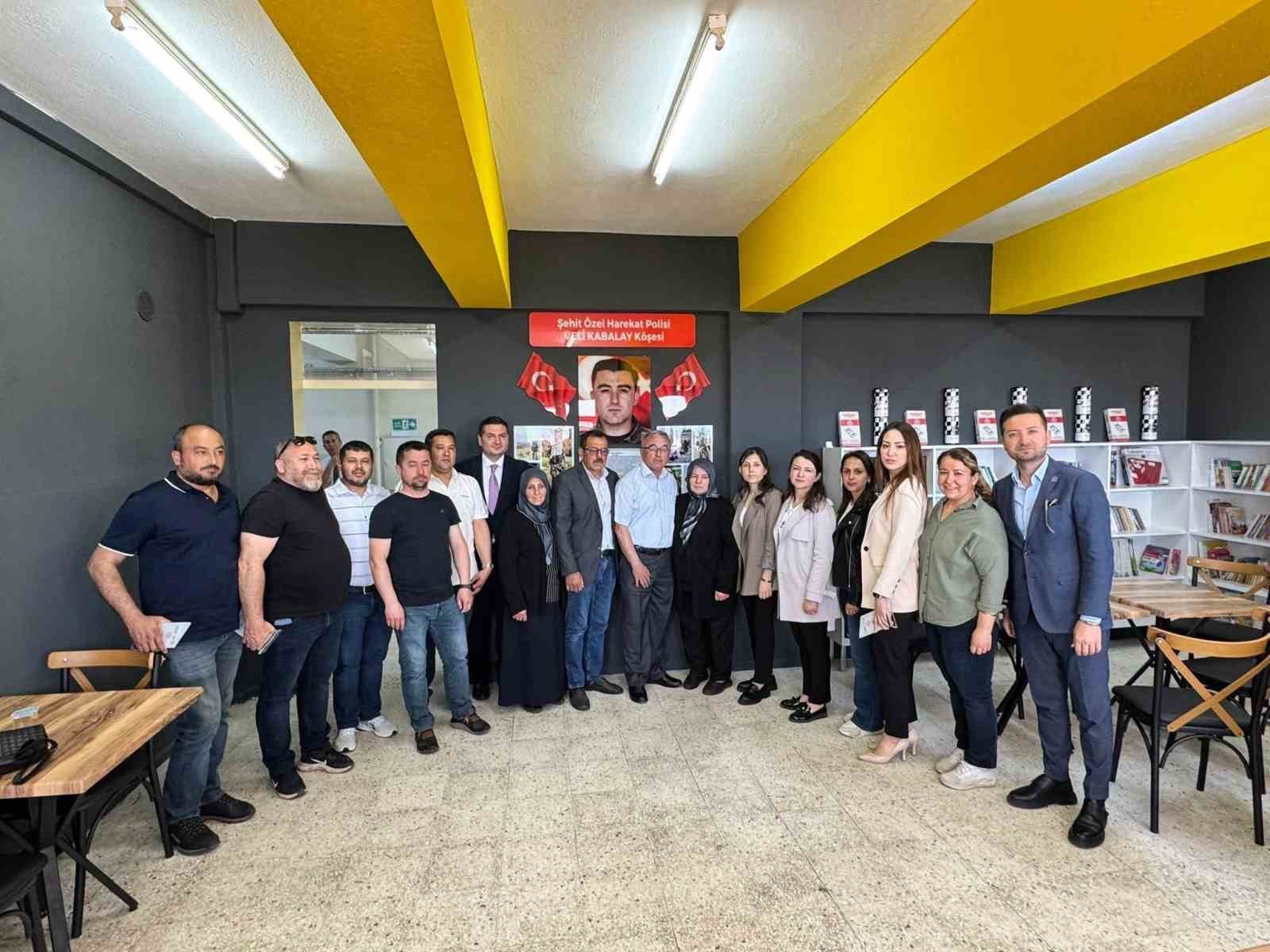Denizlili şehidin ismi mezun olduğu okulda yaşatılacak
?v=1
