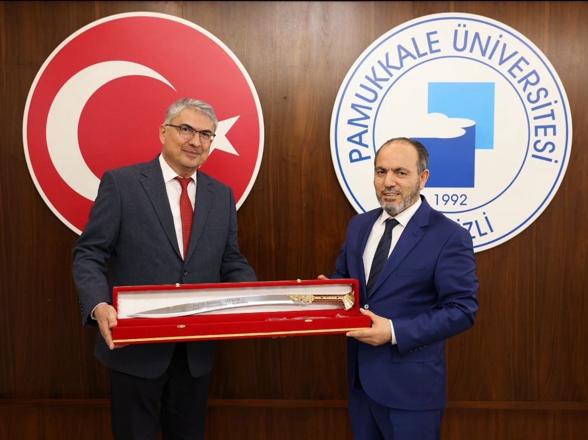 ÜNİPERSEN’den rektörlere ziyaret
?v=1