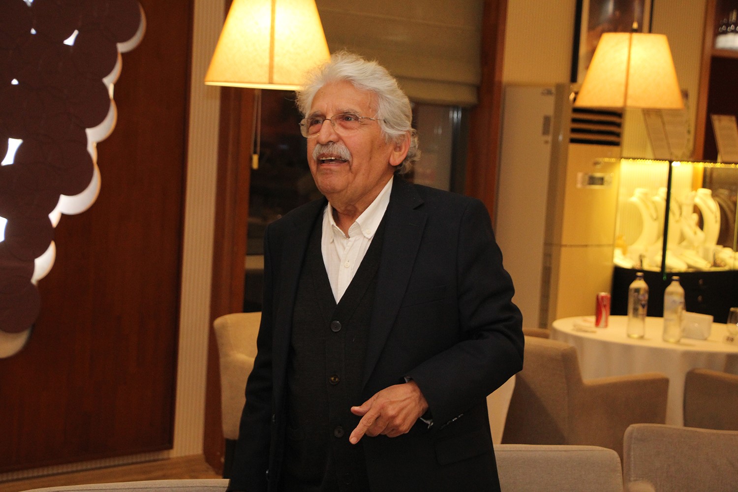 Kulalı avukatlar yemekte buluştu
?v=1