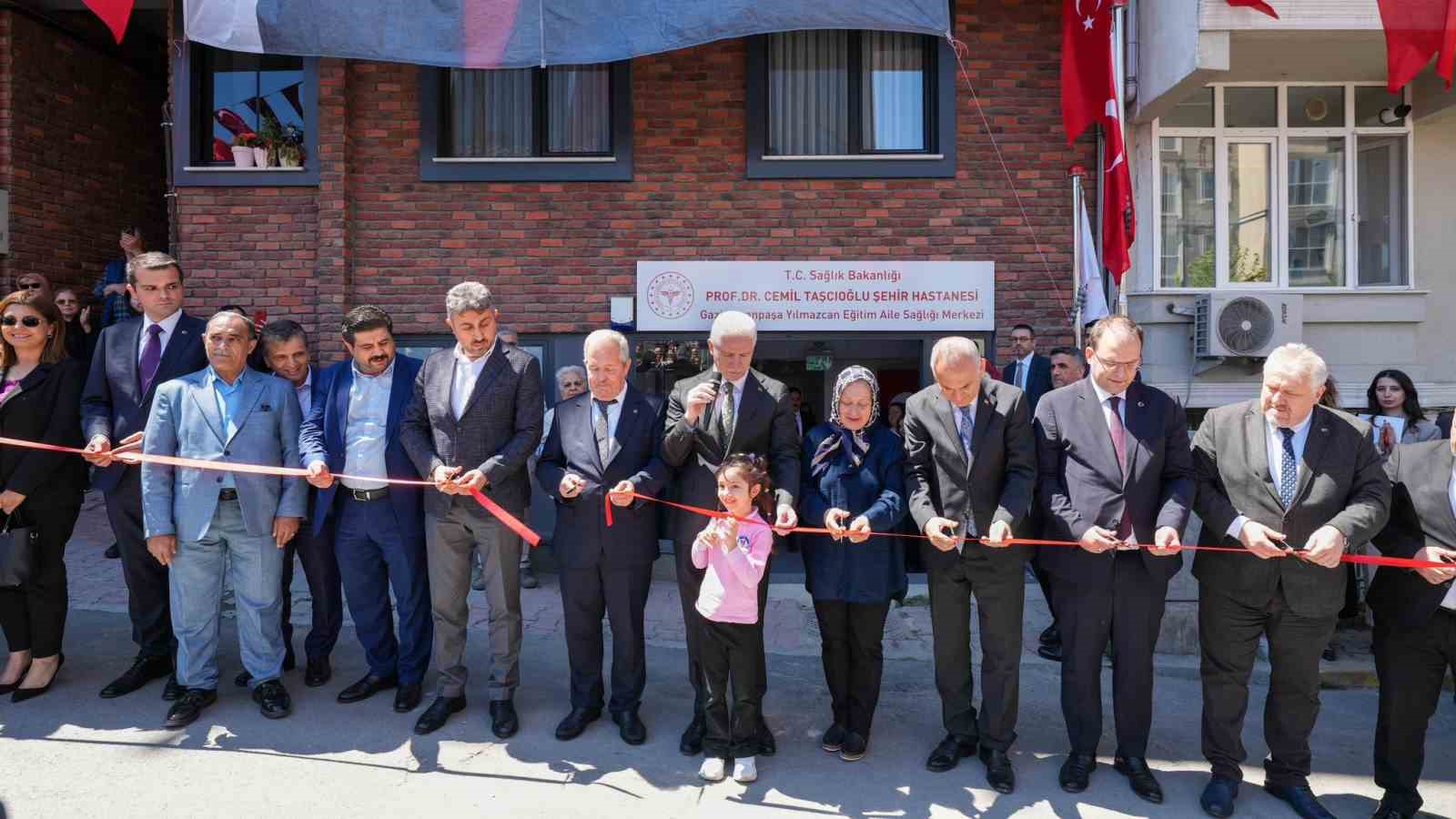 İstanbul Valisi Gül:  Cumhurbaşkanımızın önderliğinde kamu hizmetlerinin önemli bir kısmını tamamladık 
?v=1