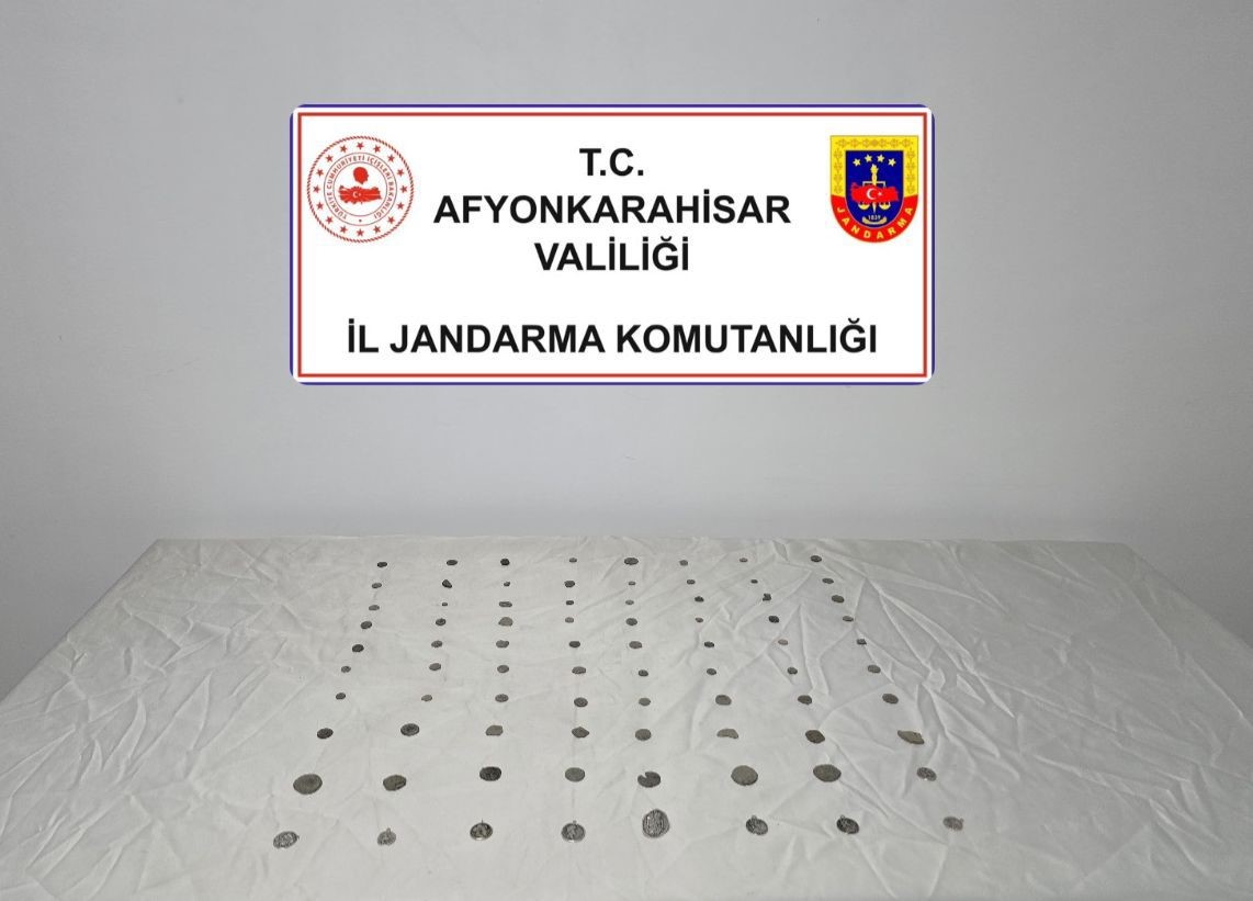 Afyonkarahisar’da tarihi eser operasyonu
