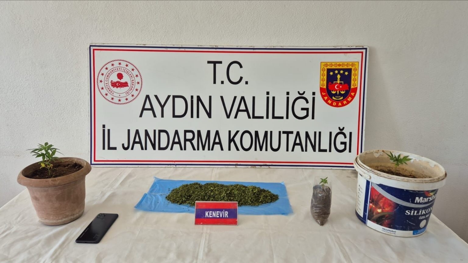 Köşk’te uyuşturucu baskını: 1 gözaltı
?v=1
