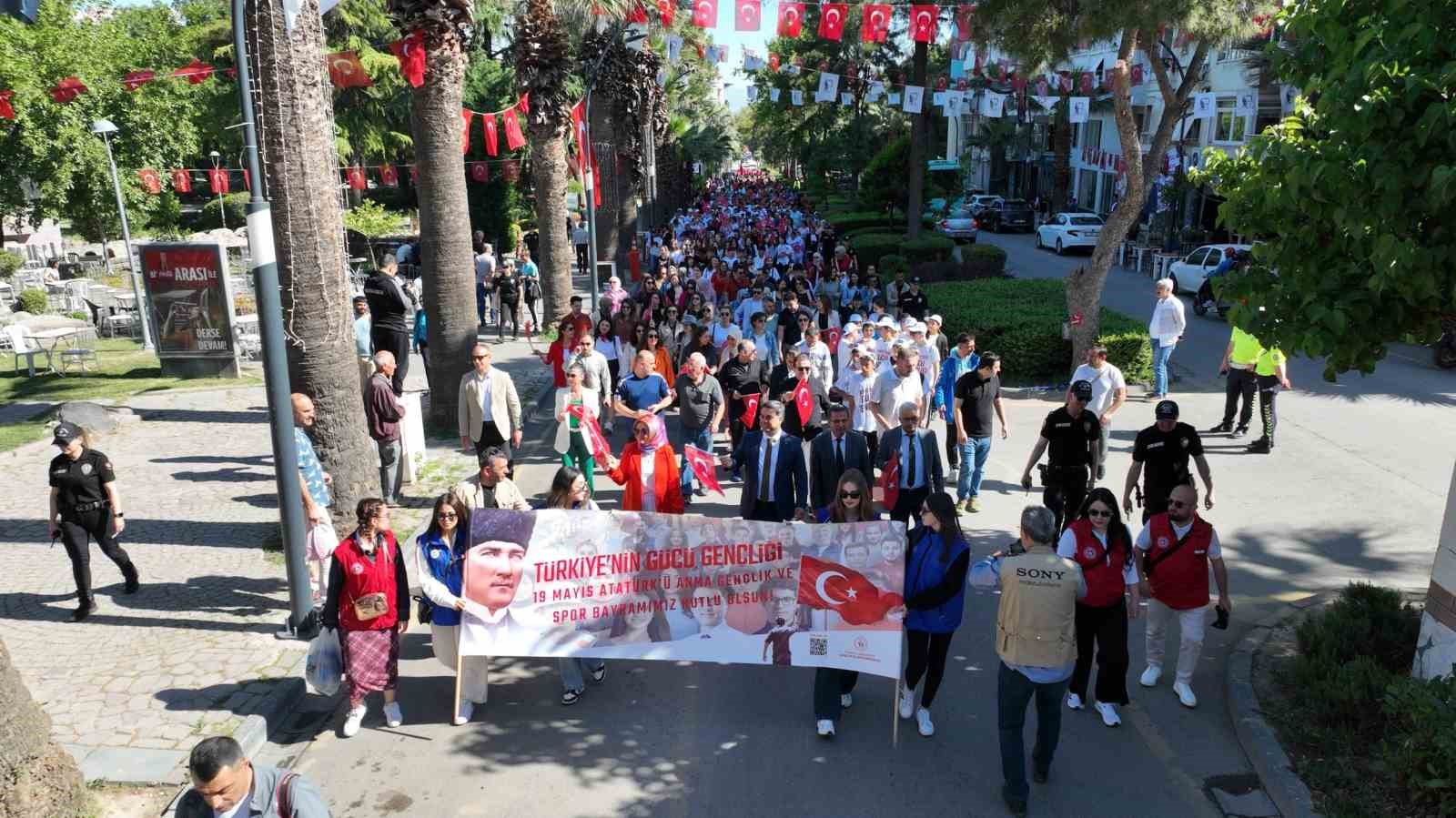 Manisa’da Gençlik Haftası ve 19 Mayıs coşkusu başladı
?v=1