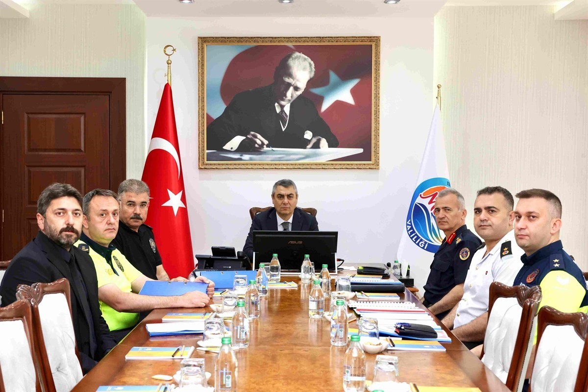 Mersin’de kaçakçılıkla mücadele kapsamında 19 milyon 433 bin lira vergi kaybı önlendi
?v=1