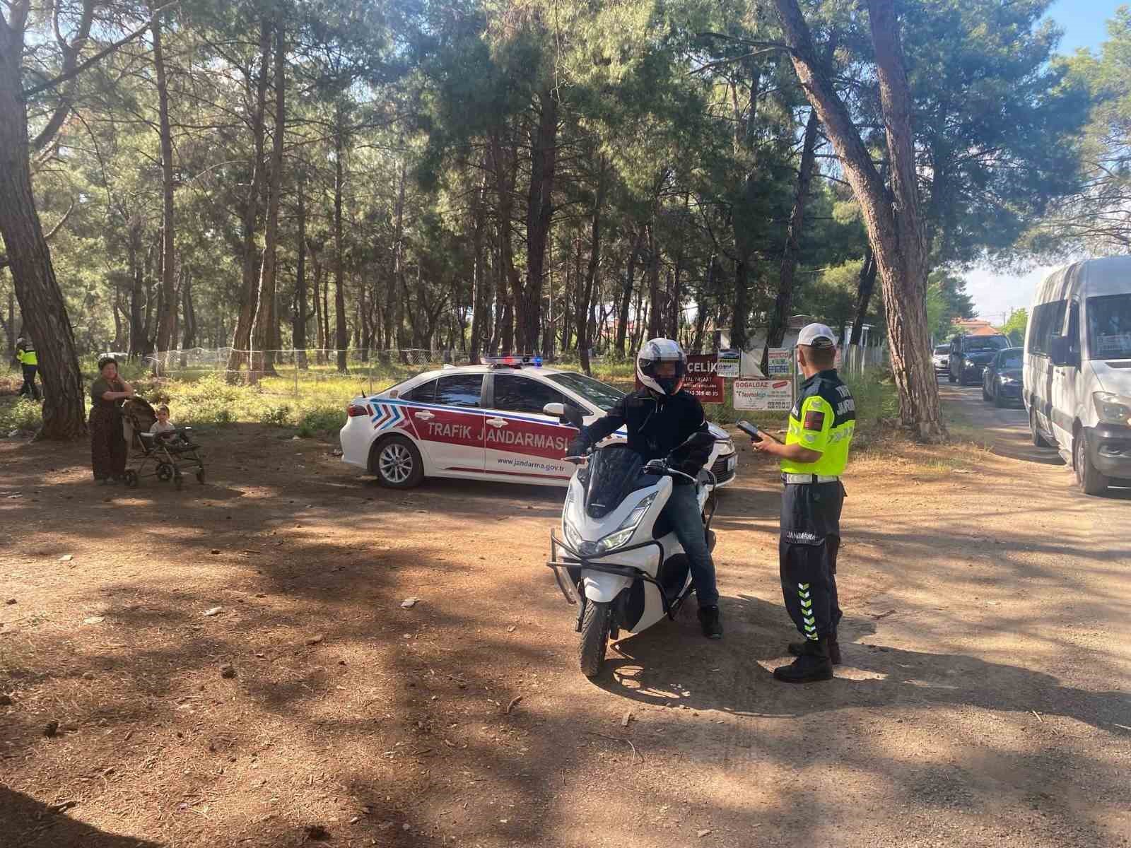 Antalya’da motosikletlilere yönelik denetimde 3,4 milyon TL ceza kesildi
?v=1
