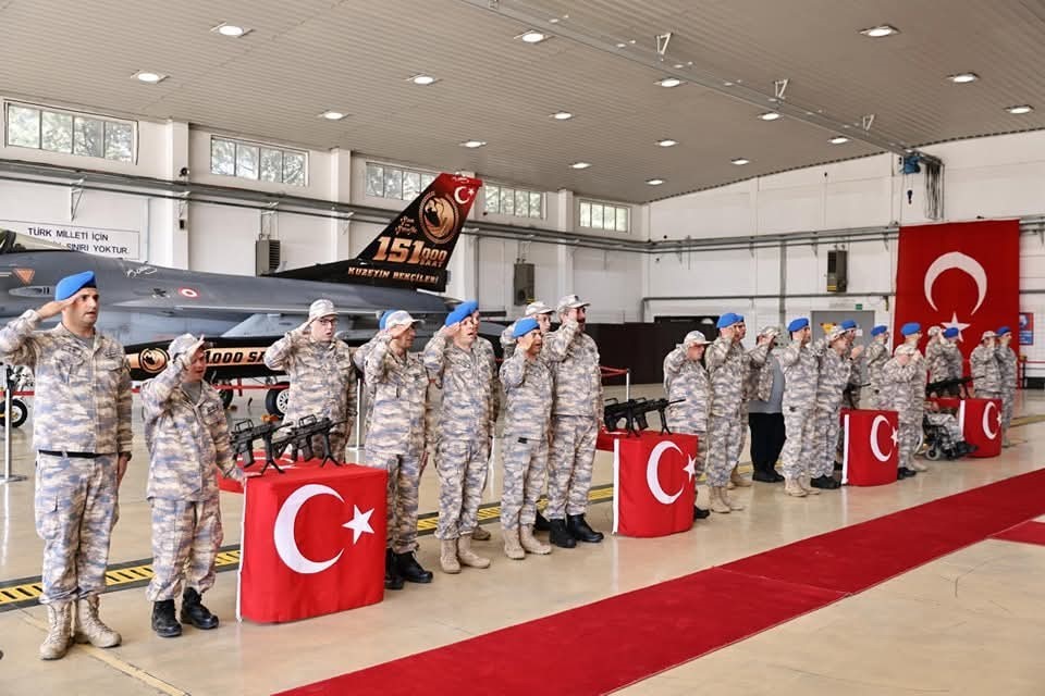 Merzifon 5. Ana Jet Üssü’nde engelliler bir günlük temsili askerlik yaptı
?v=1