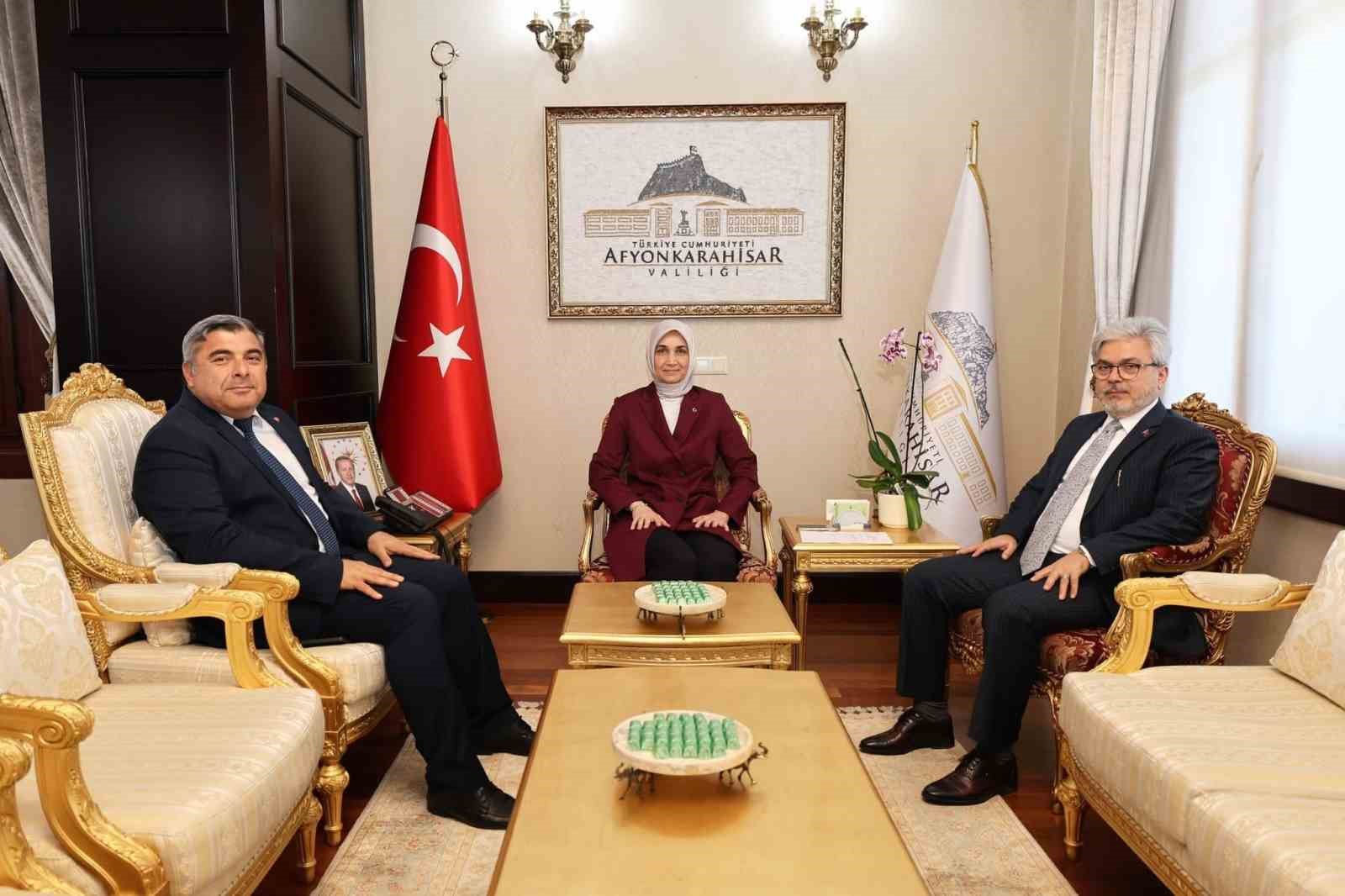 Bakan Yardımcısı Yelkenci’den Vali Yiğitbaşı’na ziyaret
?v=1