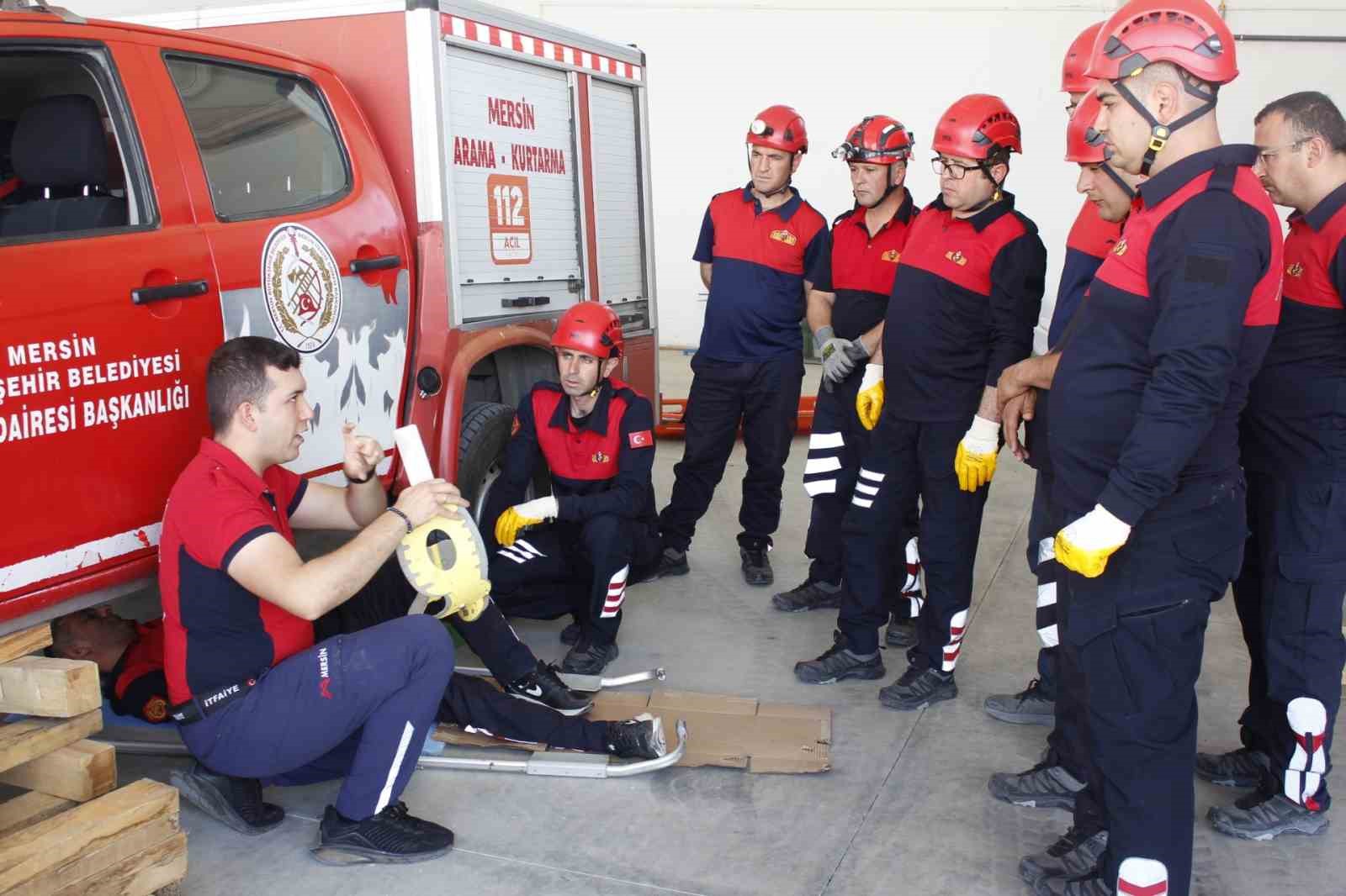 Mersin itfaiyesinden Ürgüp itfaiyesine eğitim
?v=1
