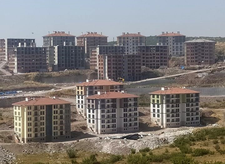 Balıkesir’de Nisan ayında 2 bin 704 konut satıldı
?v=1