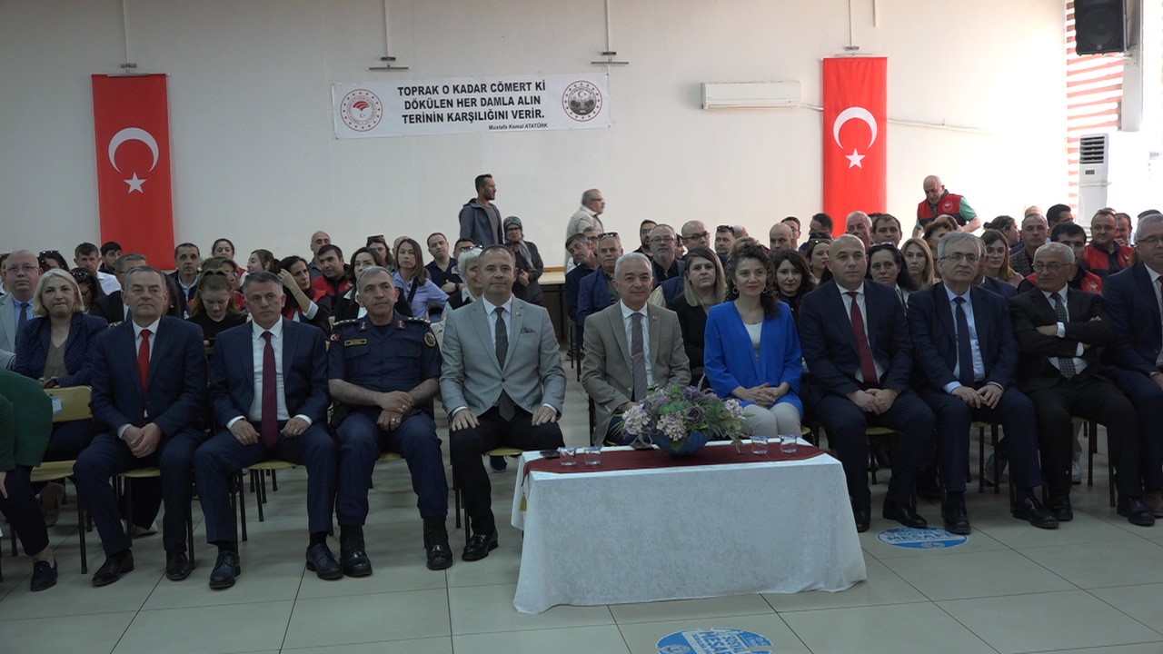 Kırklareli’nde çiftçi aileler yarıştı
?v=1