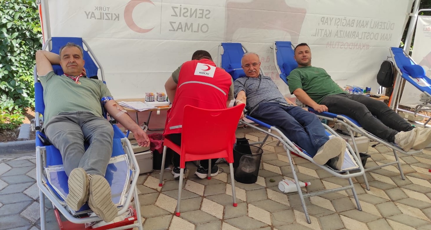 Halk Eğitim Merkezinde kan bağış kampanyası düzenlendi
