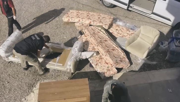 Van’da 23 kilo 560 gram metamfetamin ele geçirildi
?v=1
