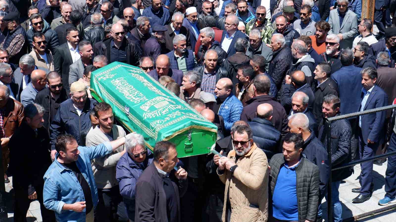 Sadrettin Haşıloğlu dualarla uğurlandı
?v=1