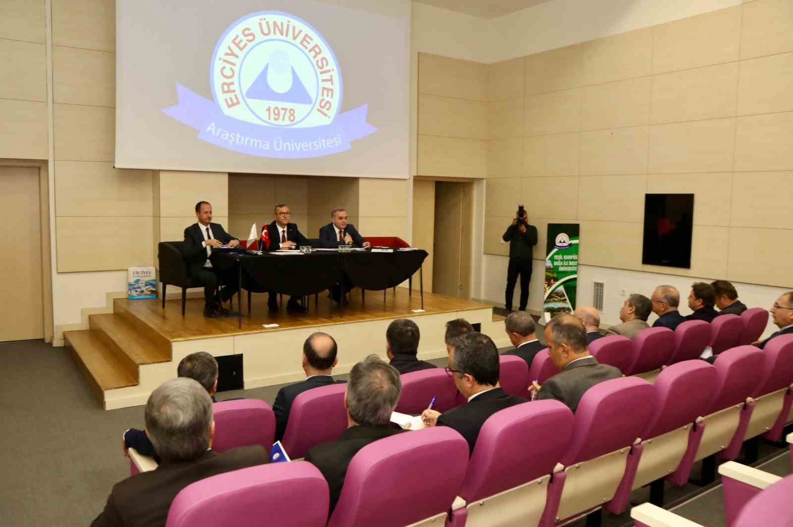 AÜB Üst Kurul Toplantısı ERÜ’de gerçekleştirildi
?v=1