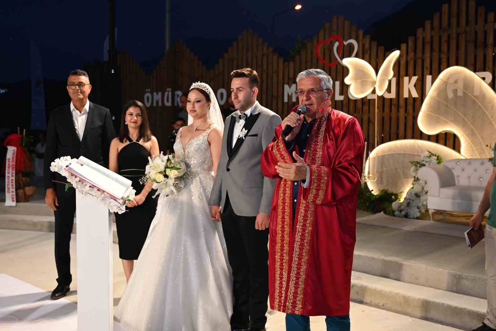 Kemer’de kır düğünlerinin yeni adresi Kındılçeşme
?v=1