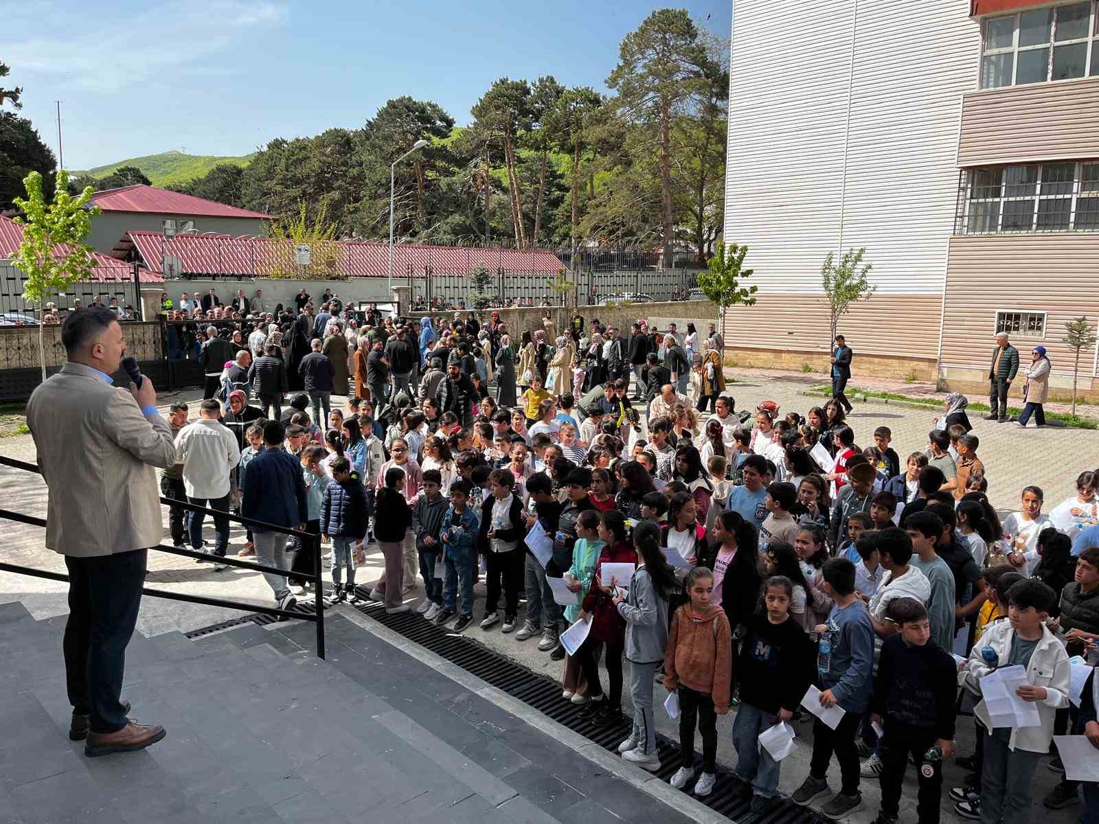Tatvan’da OKS sınavına rekor başvuru
?v=1