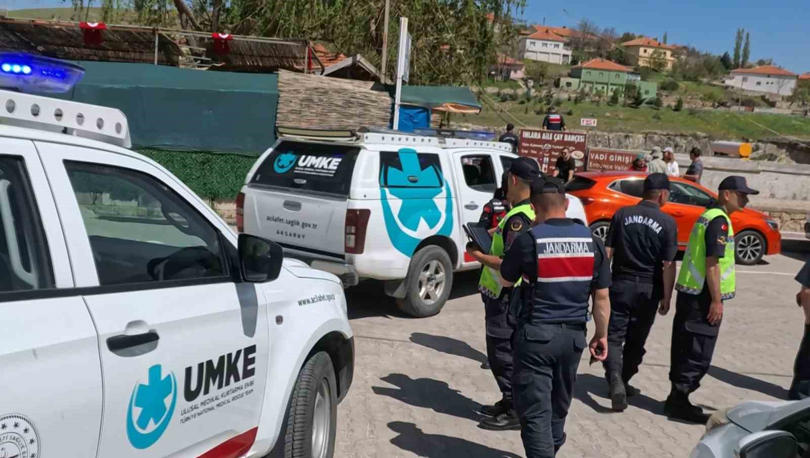Dede ile torunu fotoğraf çektirirken Melendiz Çayı’na düştü
?v=1
