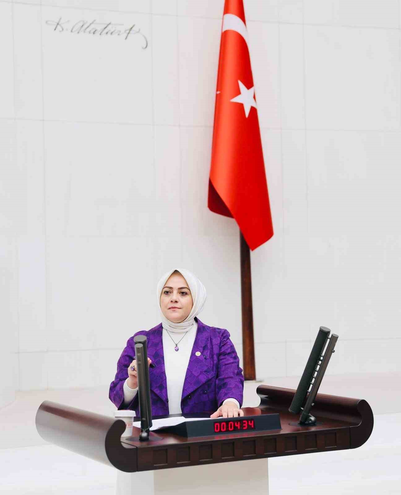Milletvekili Ün:  19 Mayıs, bağımsızlık ateşinin sönmeyeceğinin ifadesidir 
?v=1