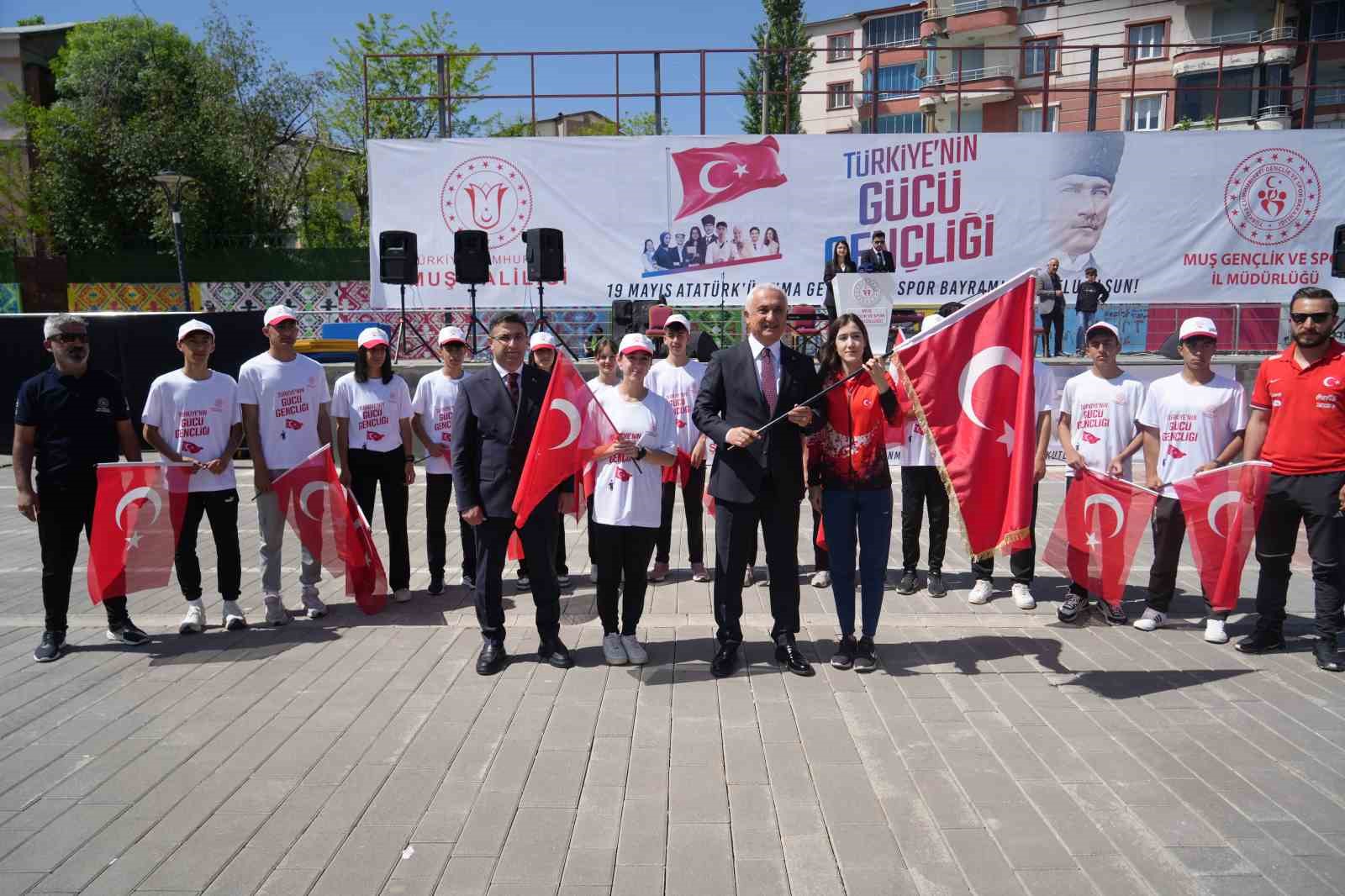 Muş’ta 19 Mayıs coşkusu
?v=1