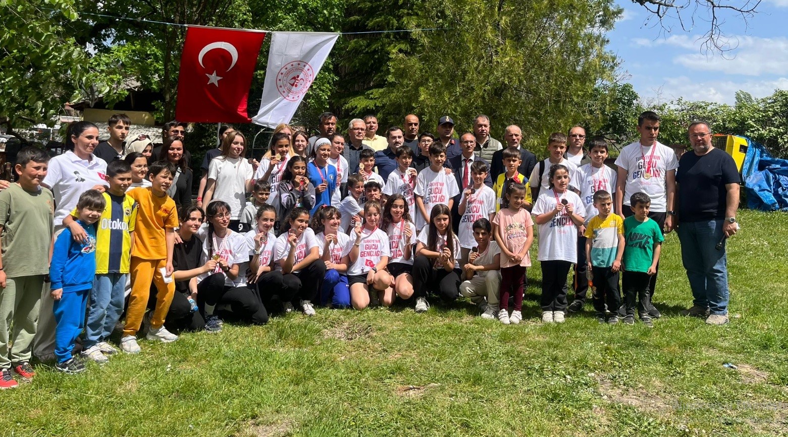 Domaniç Ilıcaksu’da Oryantiring yarışması coşkuyla gerçekleşti
?v=1