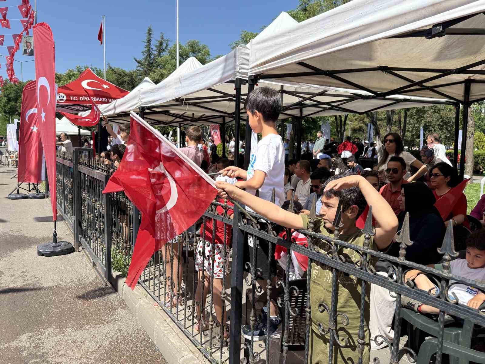 Güneydoğu’da 19 Mayıs çeşitli etkinliklerle kutlandı
?v=1