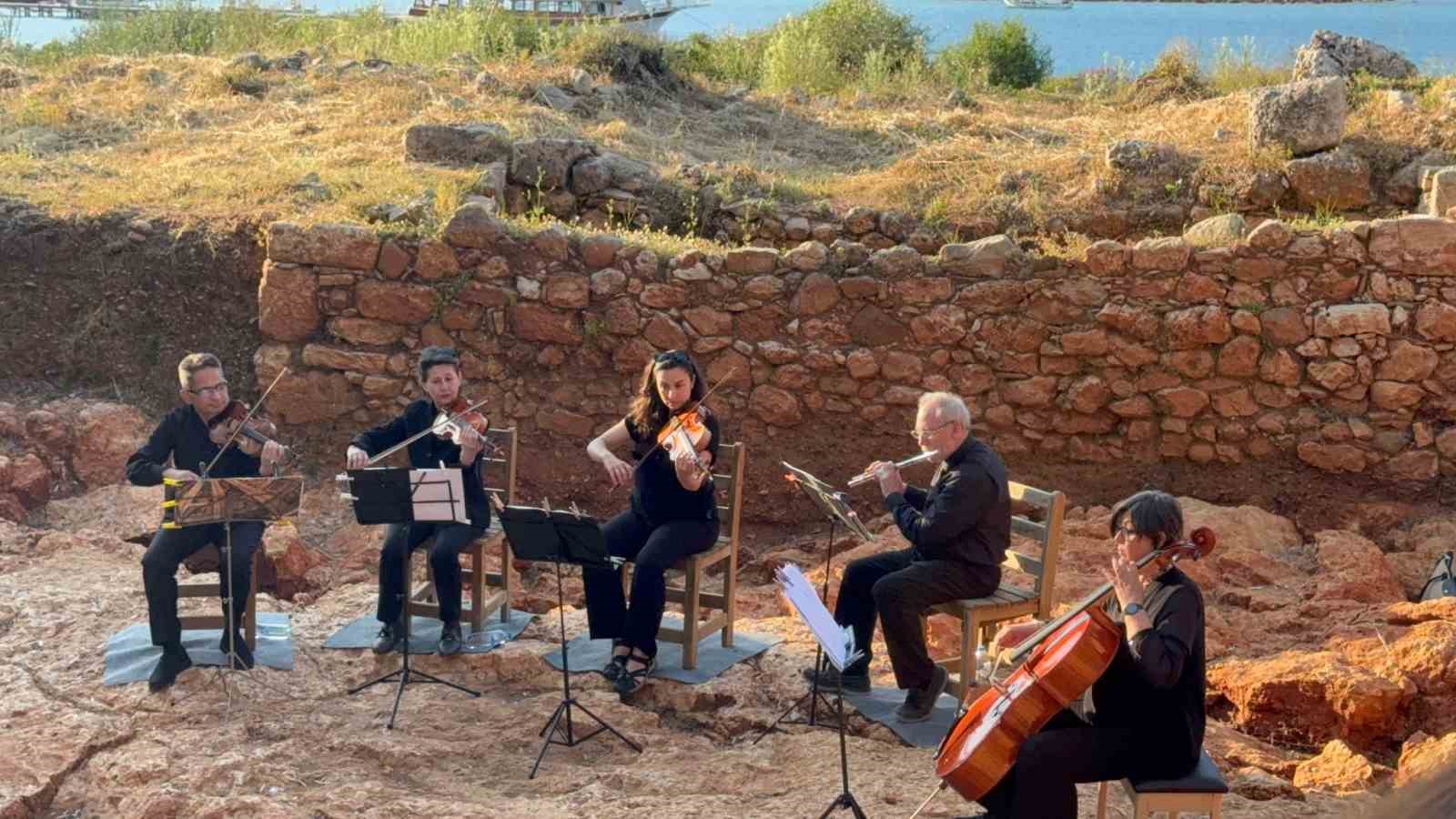 Kedreai Antik Kenti’nde tarih ve müzik buluştu
?v=1