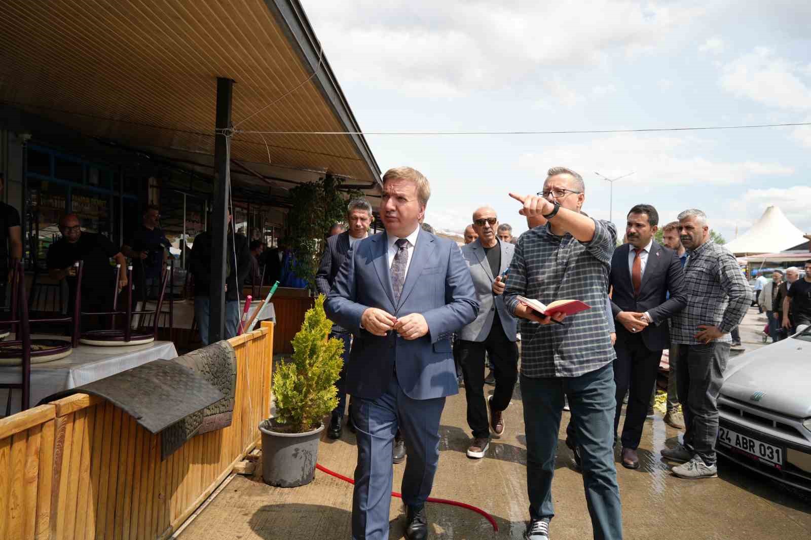 Buğday Meydanı’nda hasar tespit çalışmaları yapıldı
?v=1