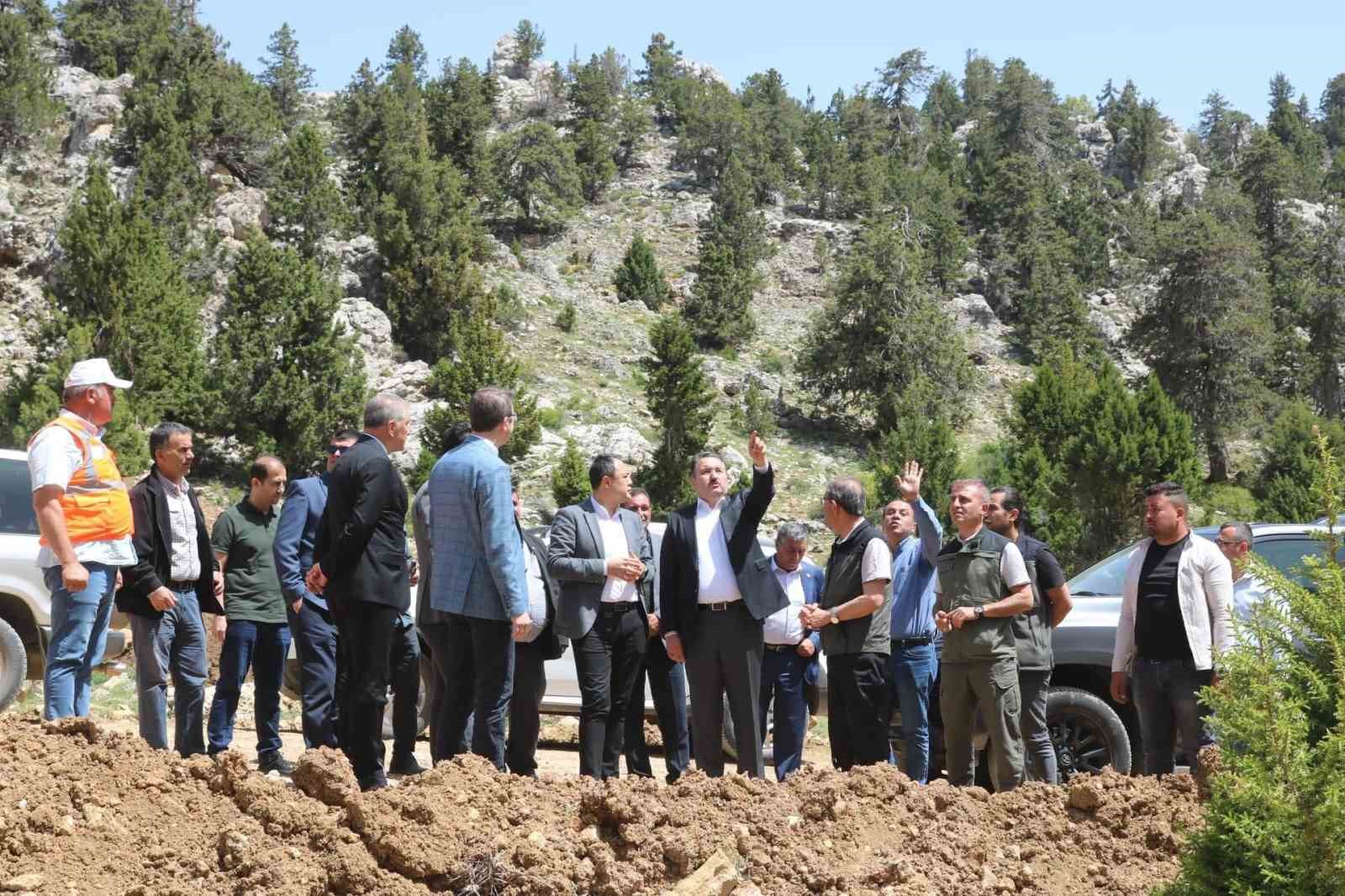 Gazipaşa-Kazancı-Ermenek Yolu’nda çalışmalar başladı
?v=1