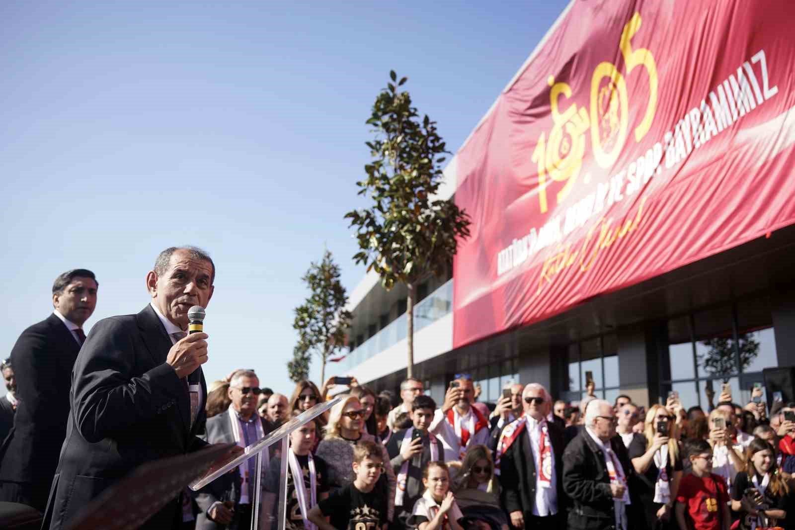 Galatasaray camiası, 19 Mayıs’ta Kemerburgaz’da bir araya geldi
?v=1
