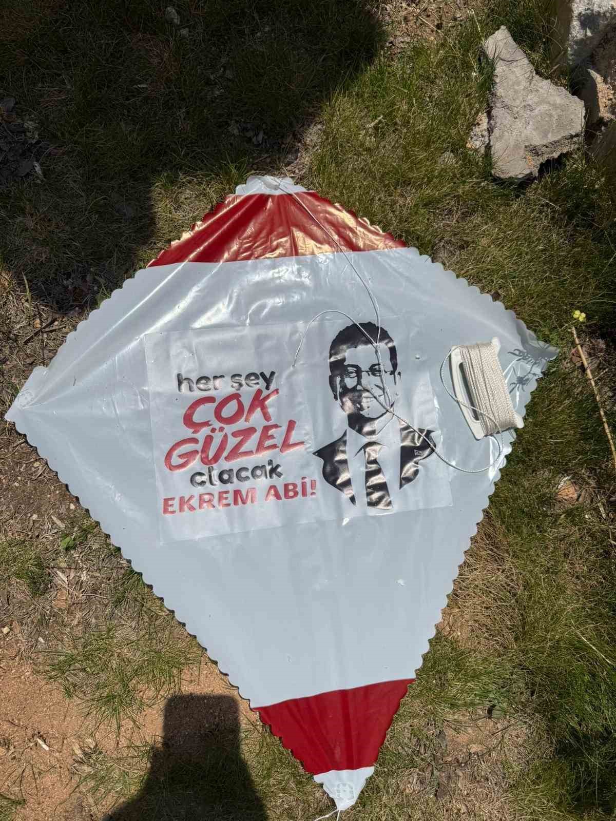 Gençlik Şöleni’nde Ekrem İmamoğlu’nun yer aldığı uçurtmalar dağıtıldı
?v=1