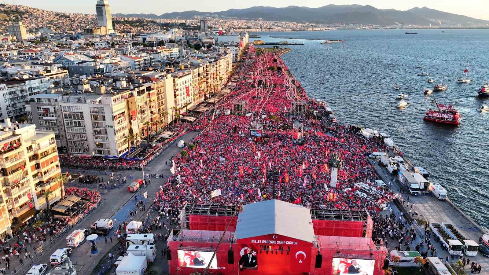 Özgür Özel  2 milyon  dedi, emniyet  70 bin 
?v=1