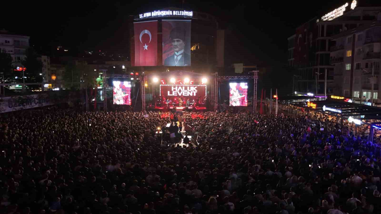 Büyükşehir, 19 Mayıs Bayramı’nı 40 bin Aydınlıyla kutladı
?v=1