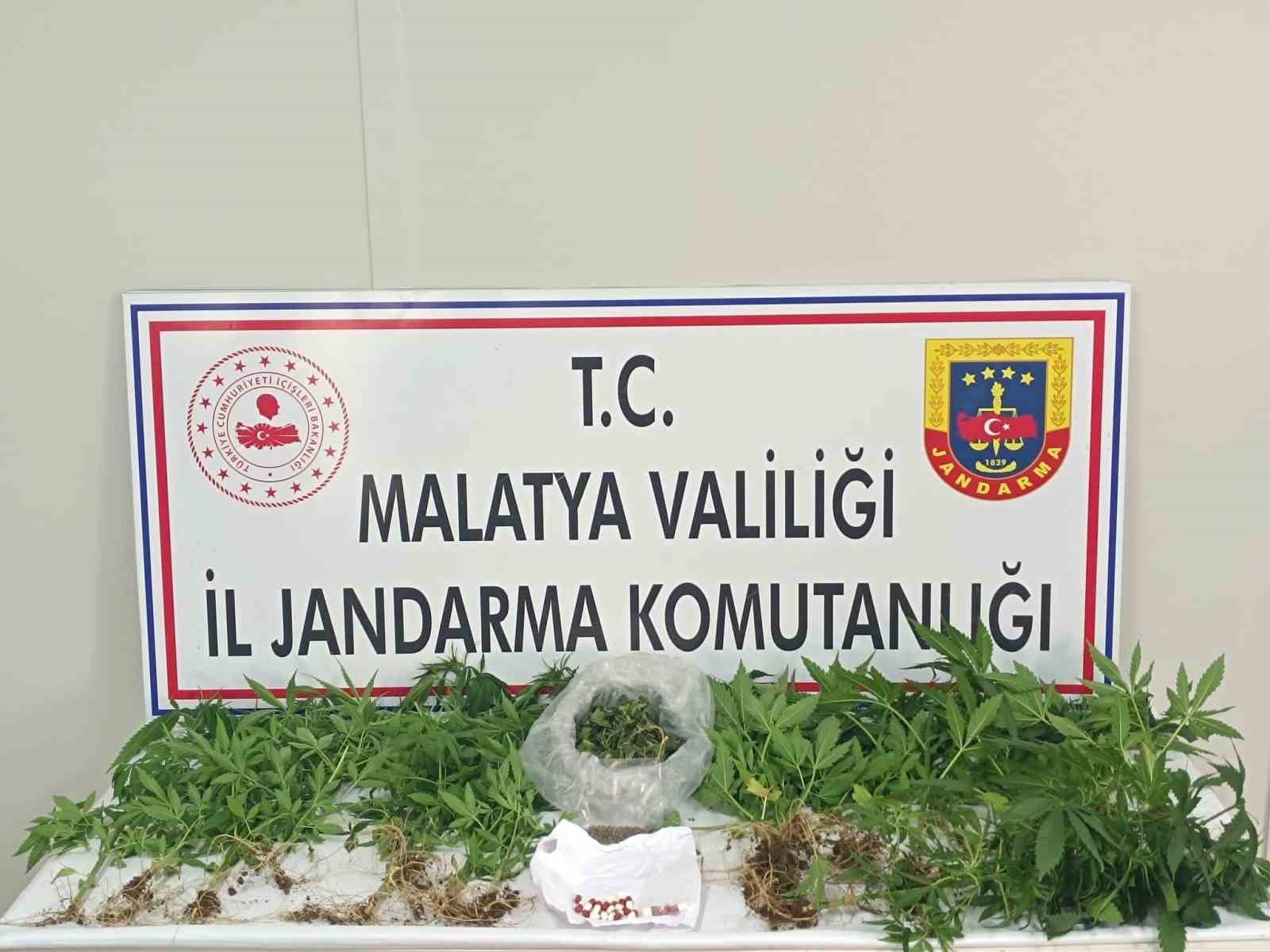 Malatya’da uyuşturucu operasyonu: 3 tutuklama
?v=1