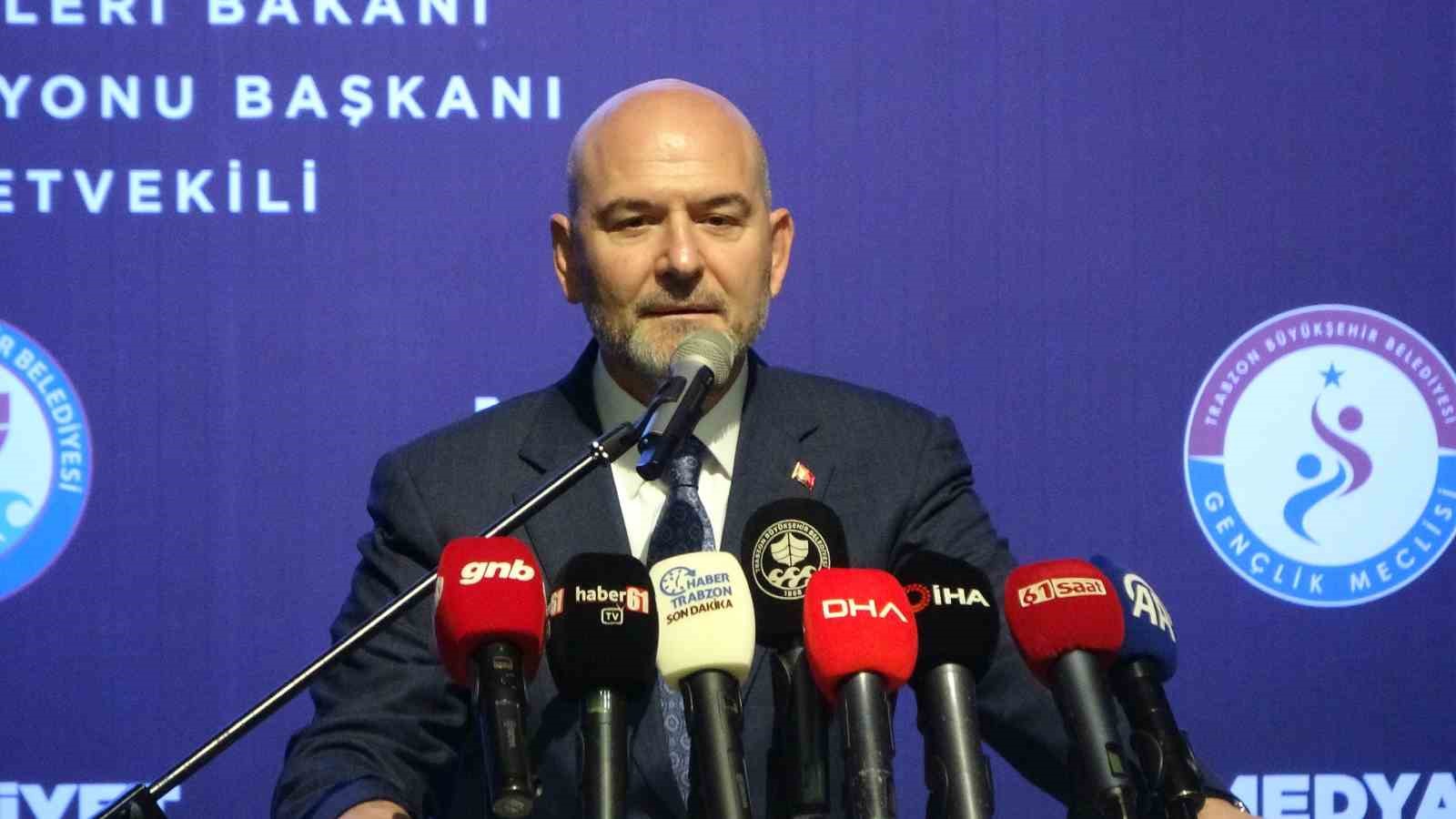 Süleyman Soylu:  Bir örgütün kendini feshetmesi önemli bir iştir, bugün o başarılmıştır 

