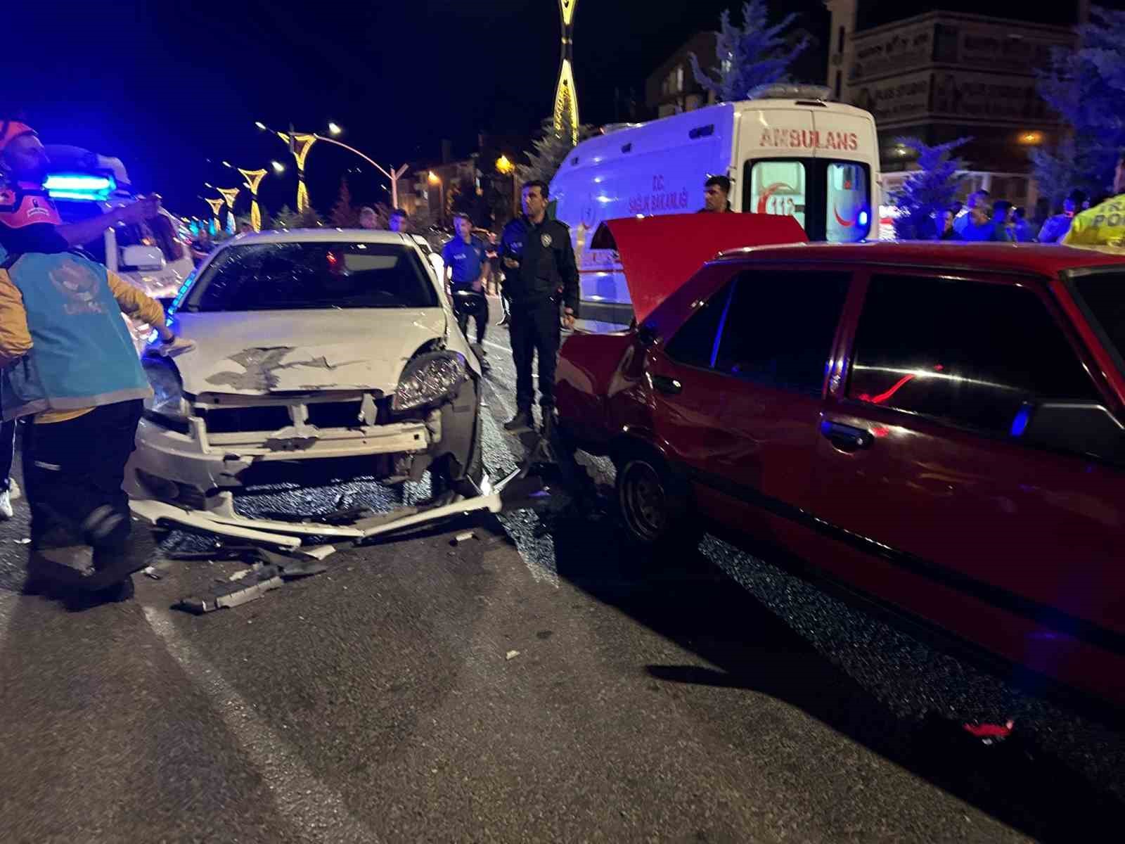 Bingöl’de zincirleme kaza: 6 yaralı
?v=1