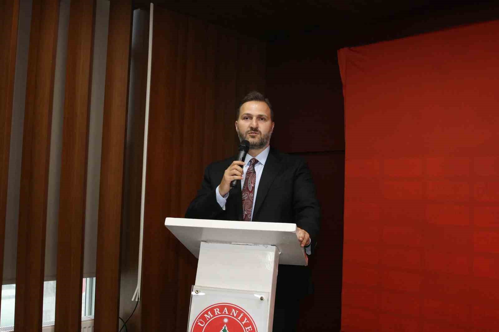 Ümraniyespor’da Ömür Aydın yeniden başkan
?v=1