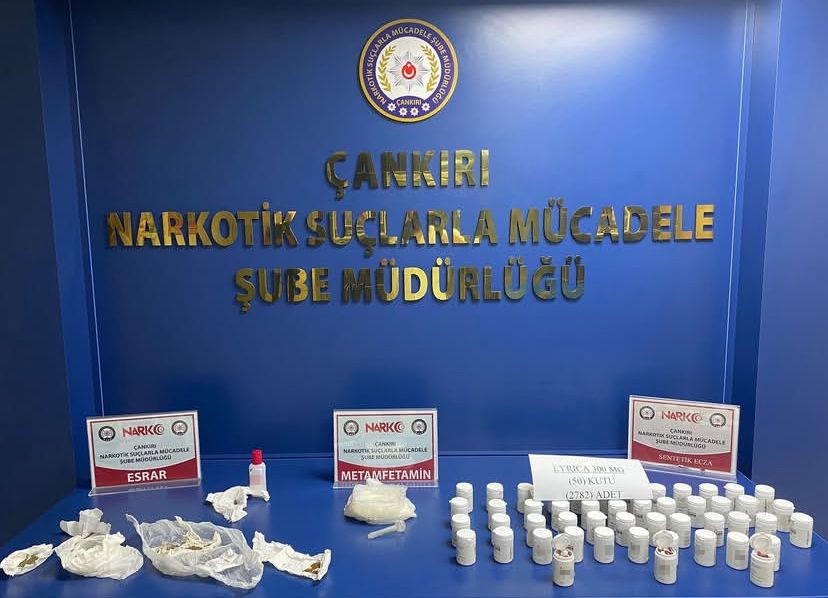 Çankırı’da uyuşturucuyla yakalanan 2 şüpheli tutuklandı
?v=1
