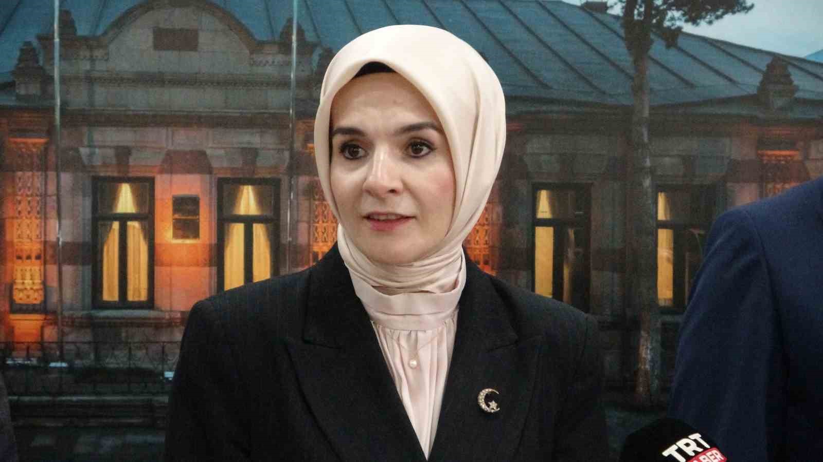 Bakan Göktaş: Orman yangınlarının ardından 12 milyon 260 bin TL destek sağladık
