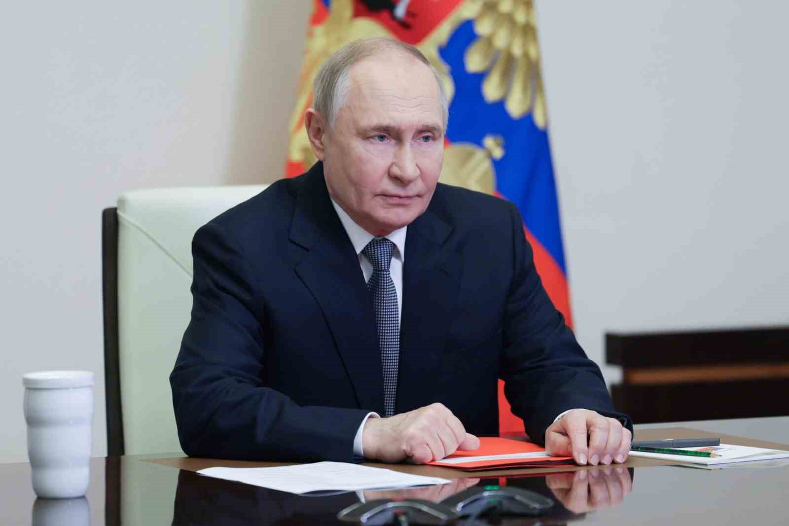 Putin:  ABD’ye bağımsızlık savaşında maddi olarak yardım ettik 
