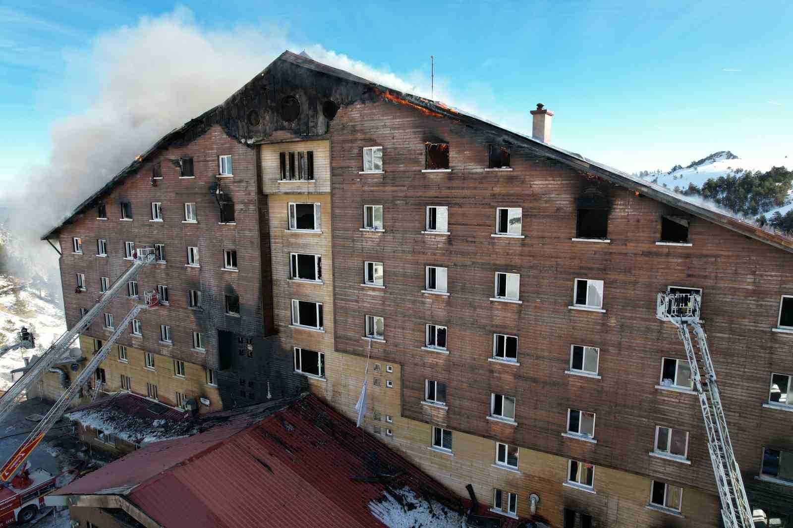 Otel yangını davasında sanık savunmalarına geçildi:  Sorumluluğum yok 
