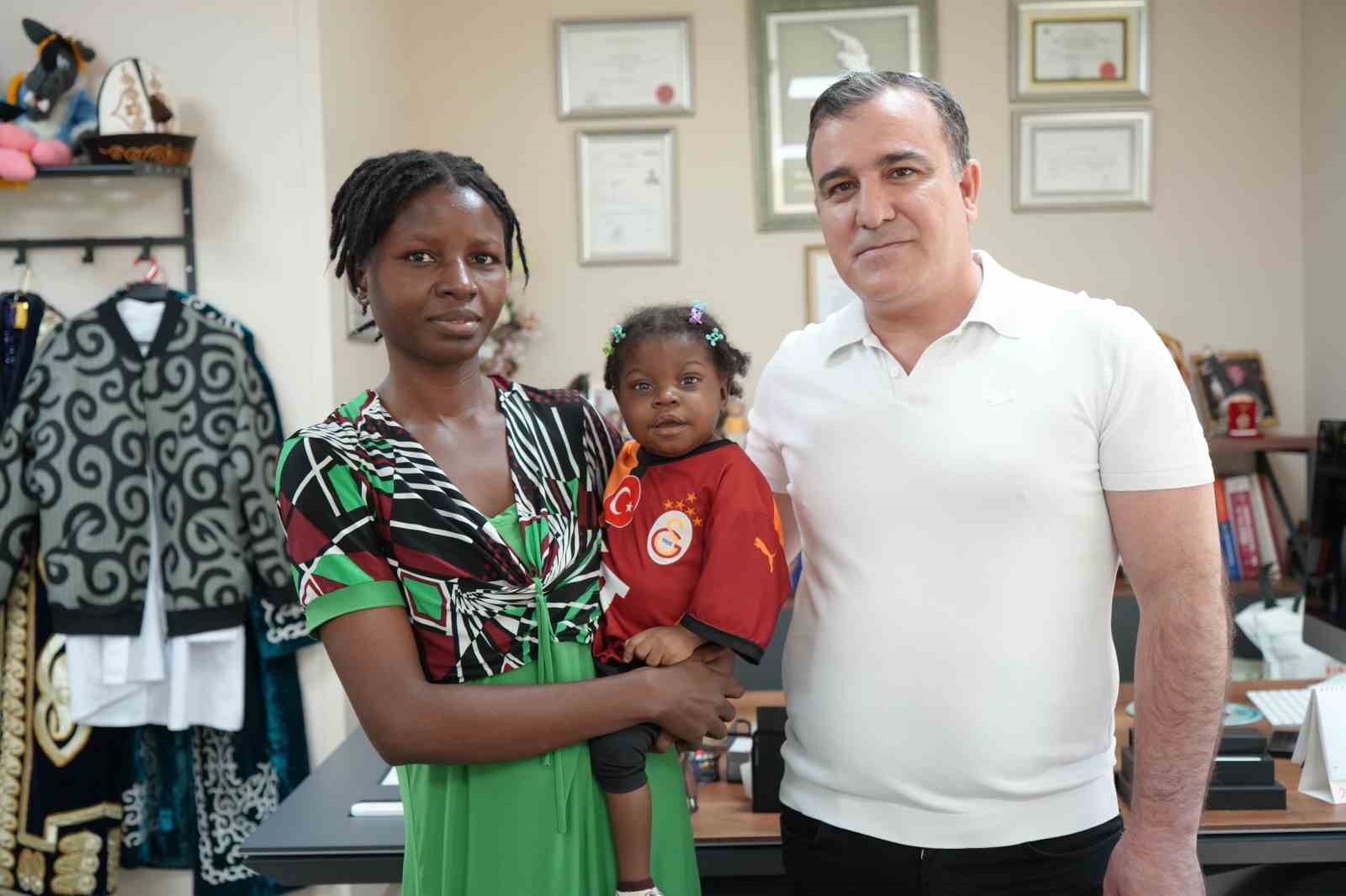  Mercy ölmesin  demişti: Umuda yolculuk Antalya’da can buldu
?v=1