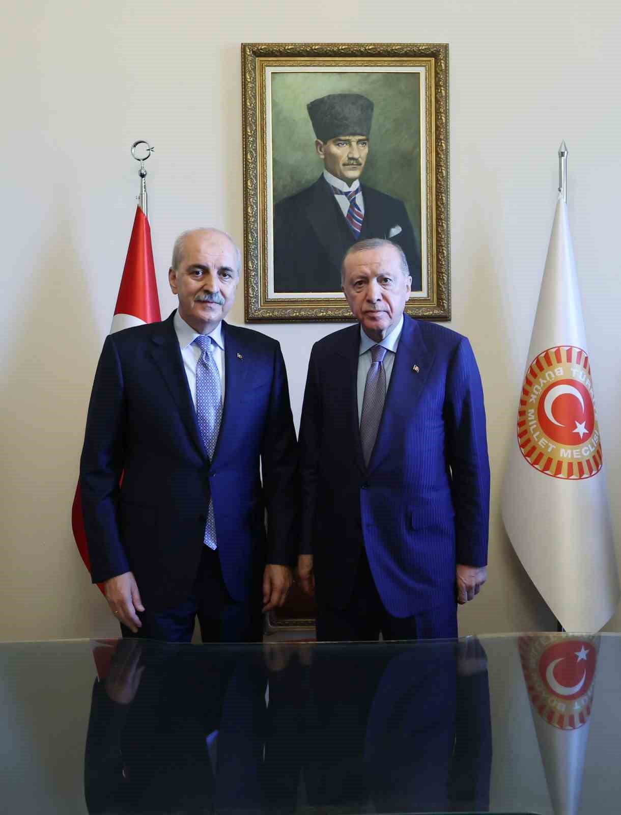Cumhurbaşkanı Erdoğan’dan Numan Kurtulmuş’a ziyaret
