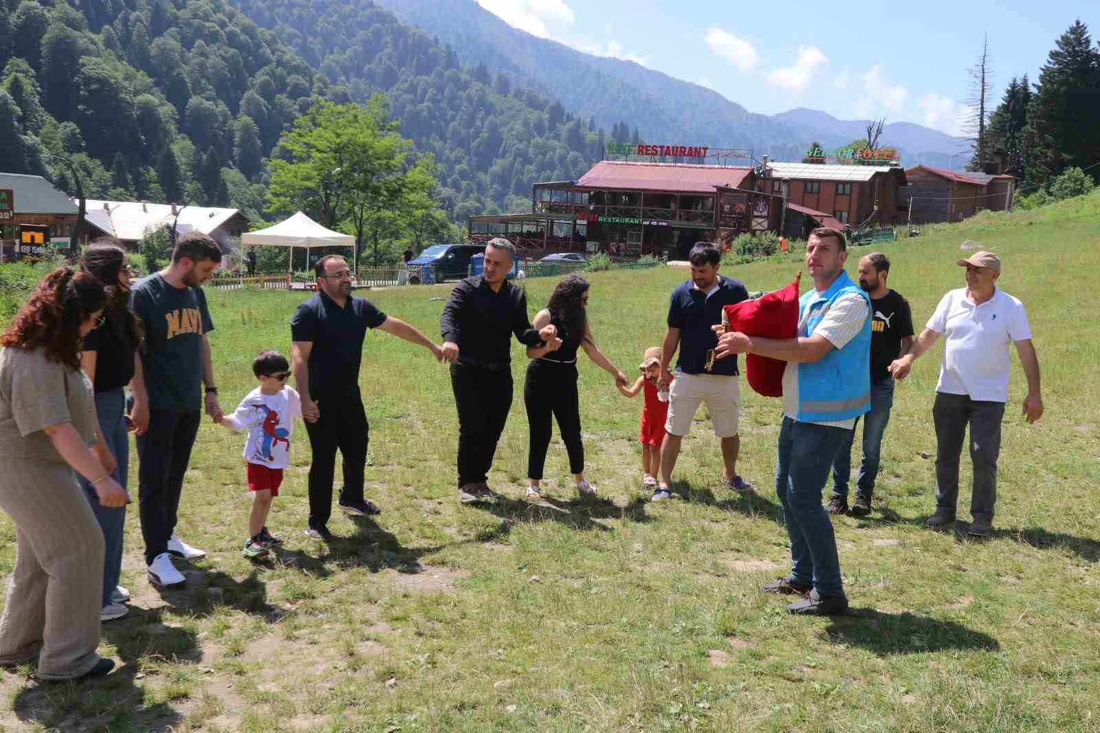 Ayder Yaylası’nda ‘Sağlık Halkası’
?v=1